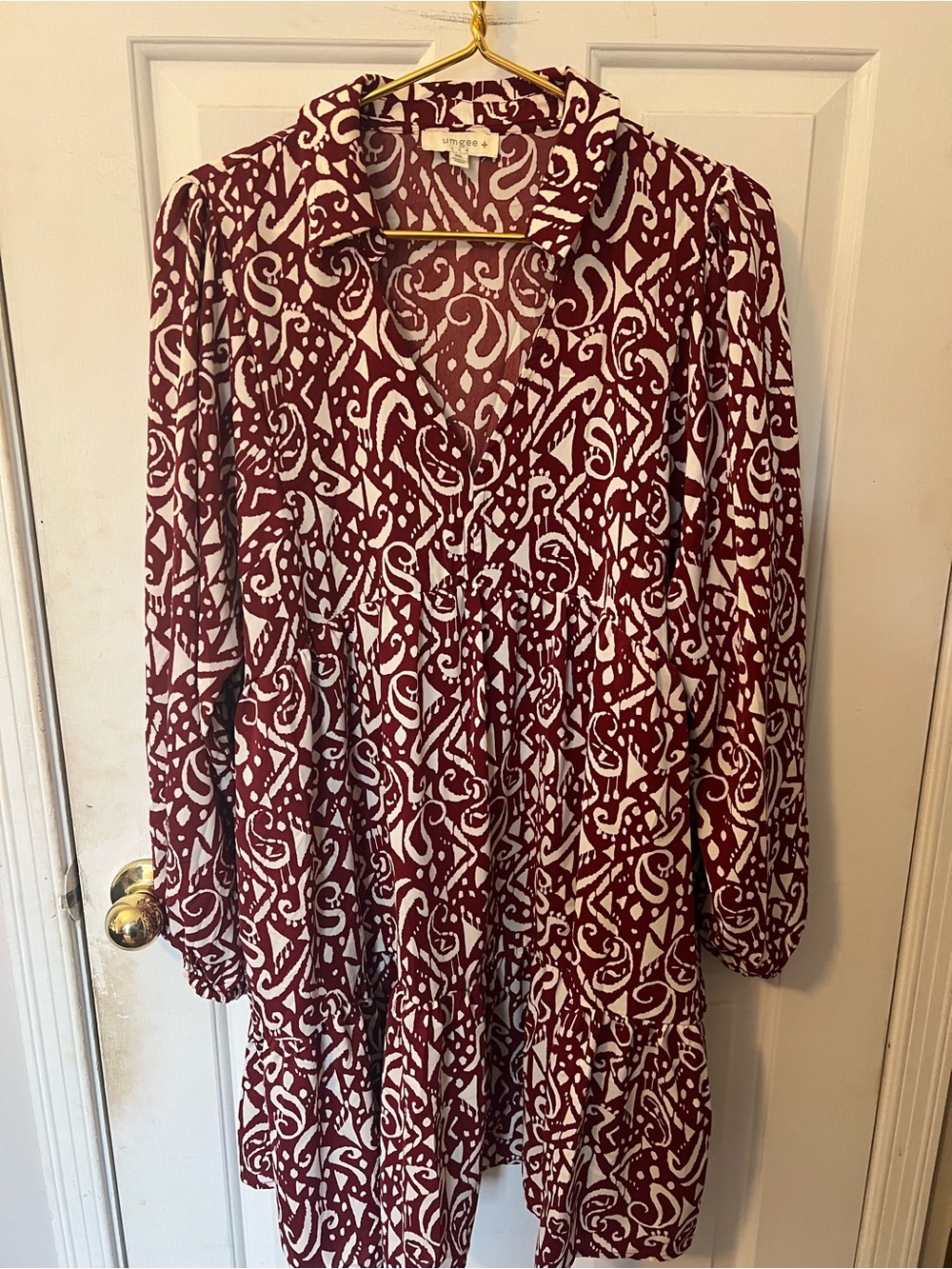 Umgee Maroon and White Abstract Print Blouse